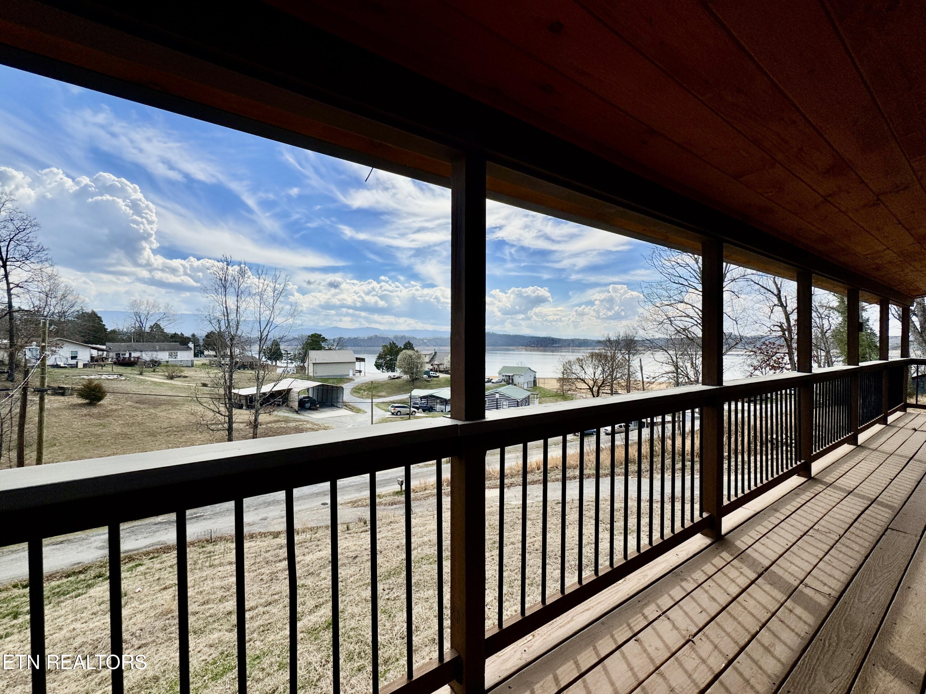 1908 Inskip Lane Dandridge, TN 37725 - Photo 15 of 47 15