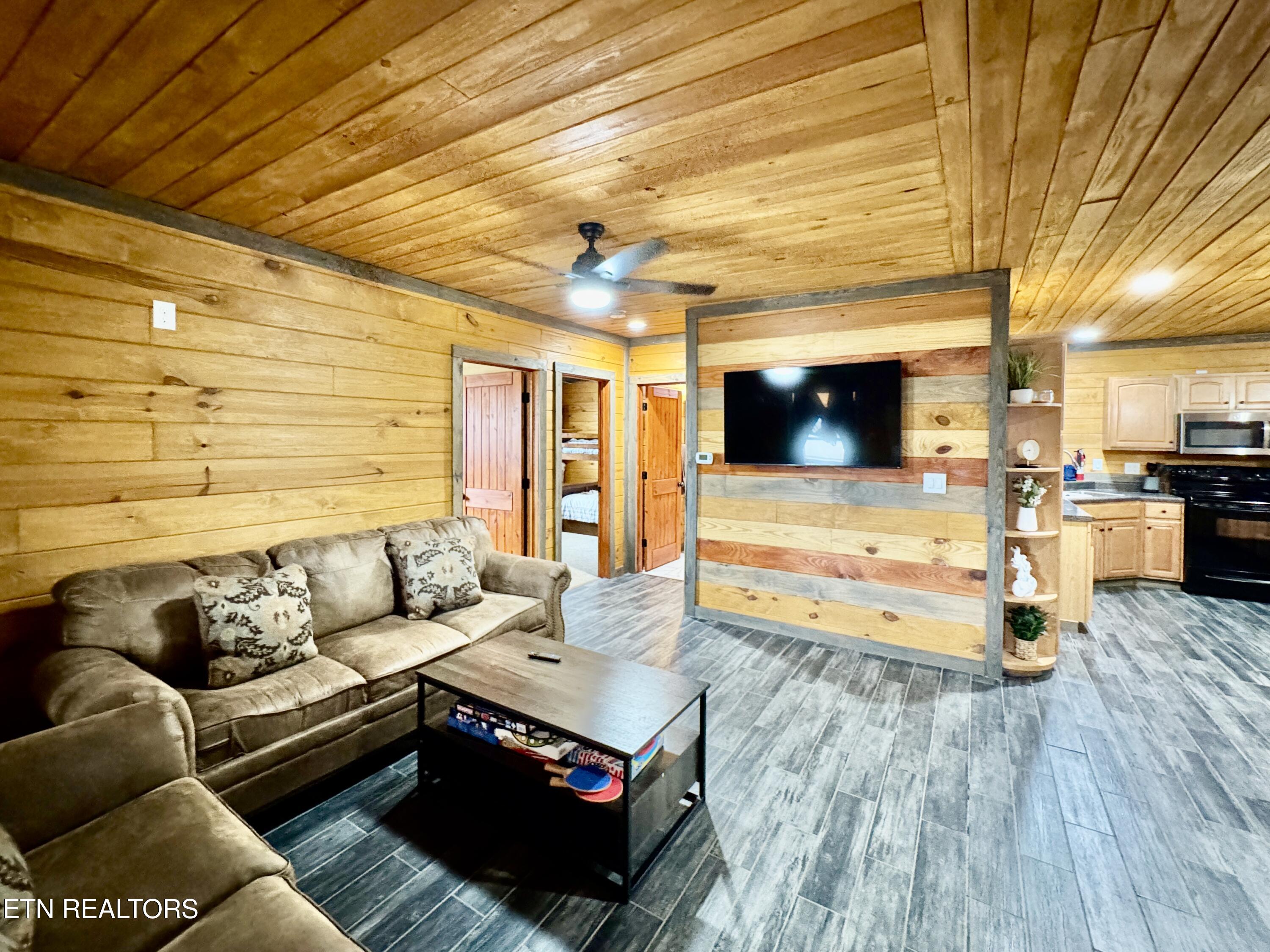 1908 Inskip Lane Dandridge, TN 37725 - Photo 19 of 47 19