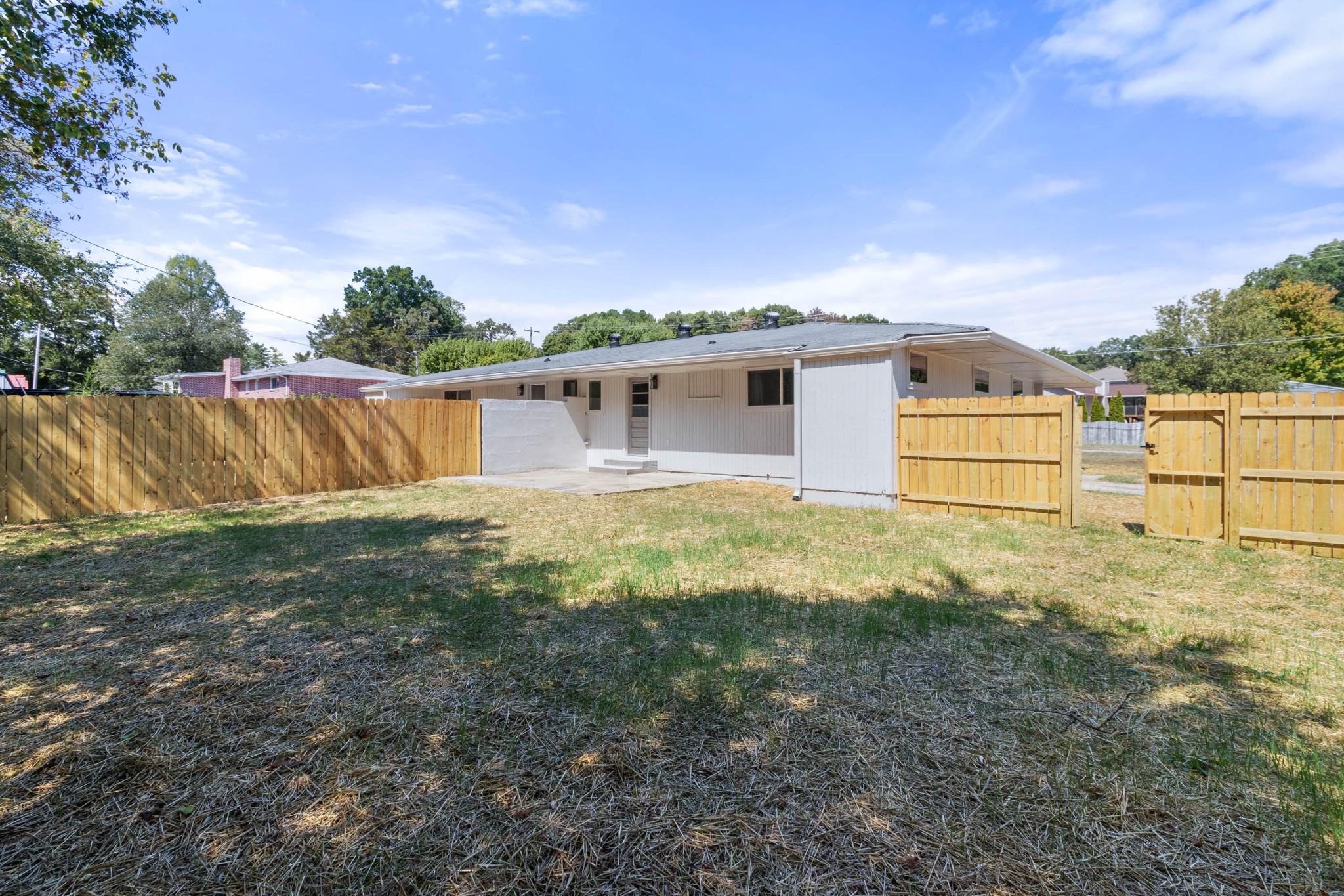 4134 Bennett Road East Ridge, TN 37412 - Photo 5 of 24 Gallery Image 5
