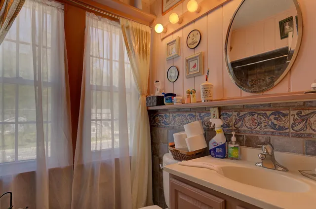 $1,350,000 | 3002 White Mountain Highway, Unit LOTS 29 AND 30 3002 AND 3016 WHITE MOUNTAIN HWY, Conway, NH 03860