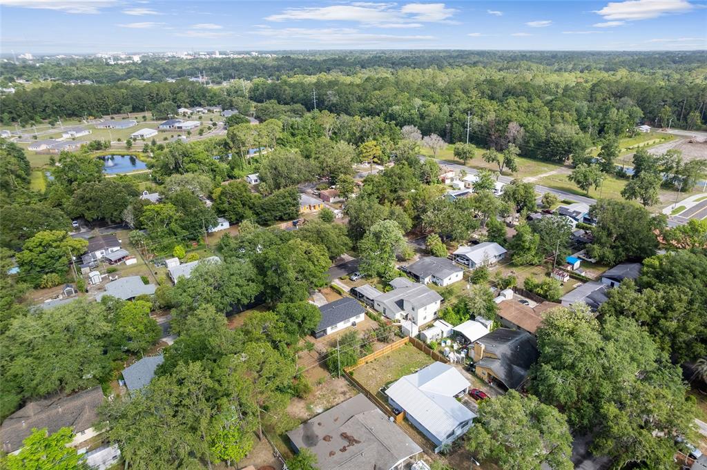 919 Southeast 19th Street Gainesville, FL 32641 - Photo 44 of 50 a view of a city and mountains