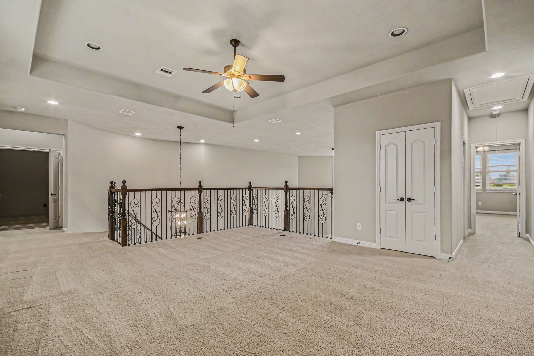 3310 Ralston Edge Lane Houston, TX 77059 - Photo 30 of 50 a view of an empty room