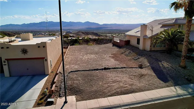 $359,800 | 3461 Beale Street, Bullhead City, AZ 86442