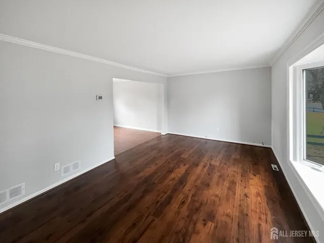 $616,000 | 38 Warrenville Road, Middlesex, NJ 08846