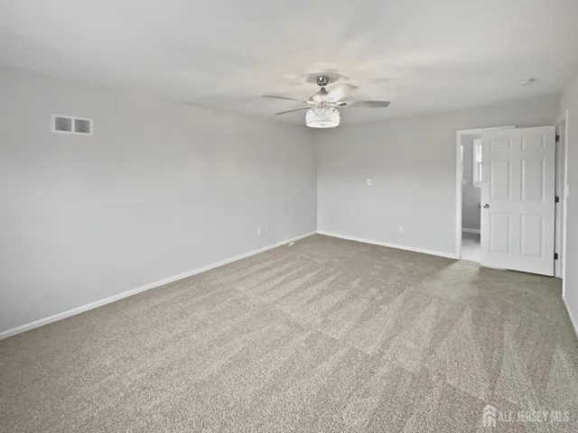 $616,000 | 38 Warrenville Road, Middlesex, NJ 08846