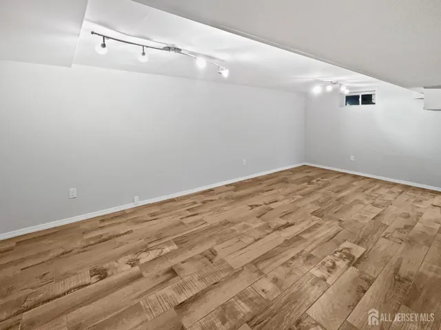 $616,000 | 38 Warrenville Road, Middlesex, NJ 08846