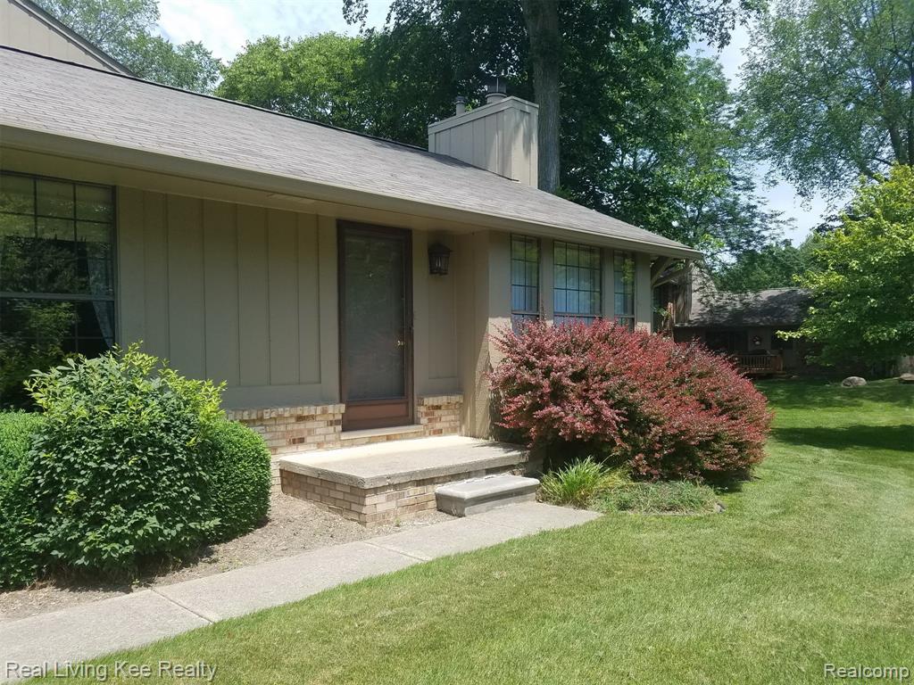 1893 Christy Court Rochester Hills, MI 48309 - Photo 30 of 37