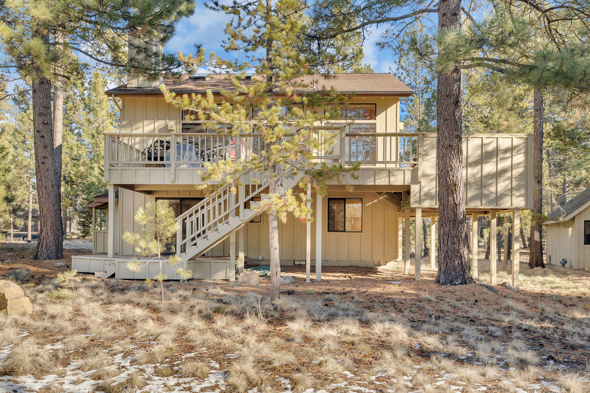 58035 Kinglet Road, Unit 16 Bend, OR 97707 - Photo 51 of 53
