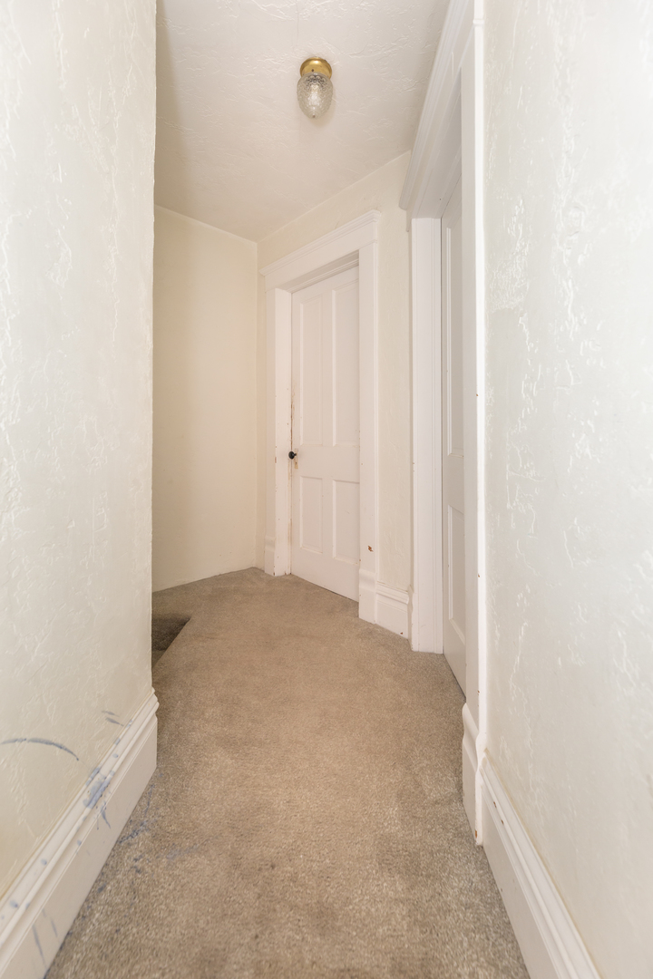 249 West Graham Street Dixon, IL 61021 - Photo 22 of 38