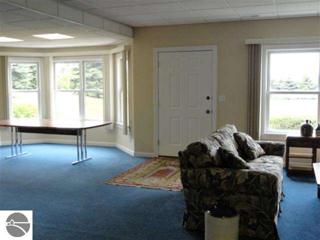 576 South Rusch Road Traverse City, MI 49696 - Photo 27 of 44 1747131-26.JPG