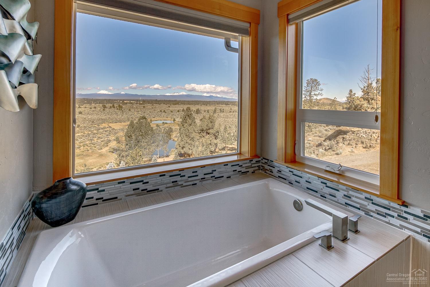 61185 Larsen Road Bend, OR 97702 - Photo 16 of 25 Additional Photo
