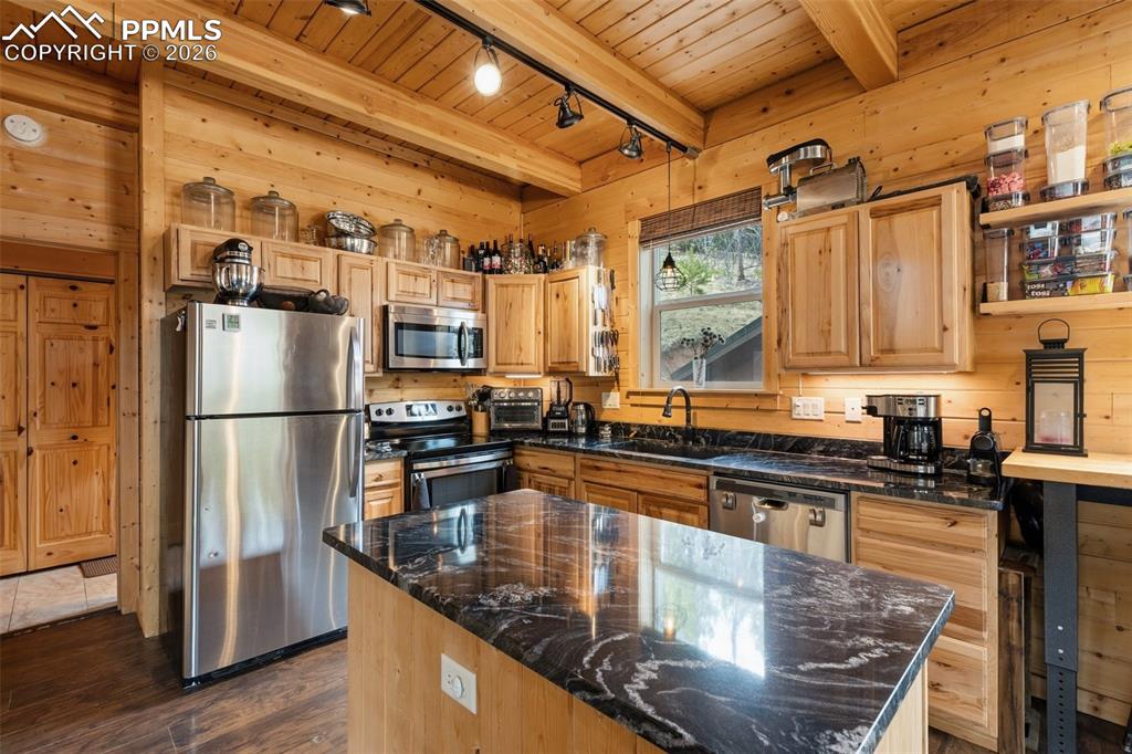325 Willow Road Divide, CO 80814 - Photo 10 of 49