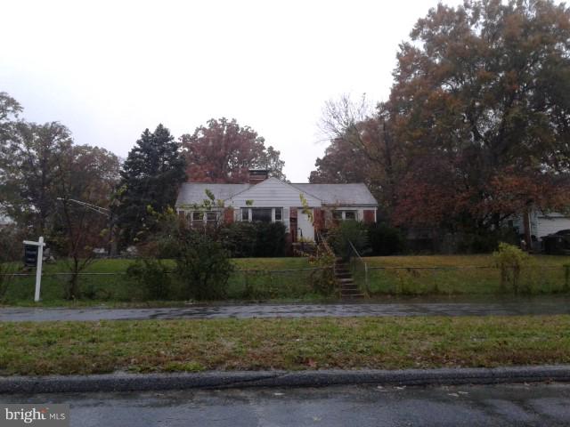6400 Seabrook Road Lanham, MD 20706 - Photo 1 of 14 Gallery Image 1