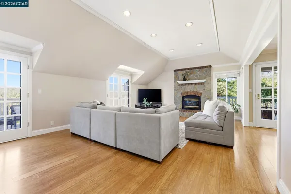 $2,850,000 | 725 Castle Rock Road, Walnut Creek, CA 94598