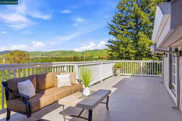 $2,850,000 | 725 Castle Rock Road, Walnut Creek, CA 94598