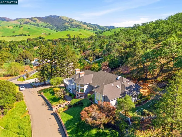 $2,850,000 | 725 Castle Rock Road, Walnut Creek, CA 94598