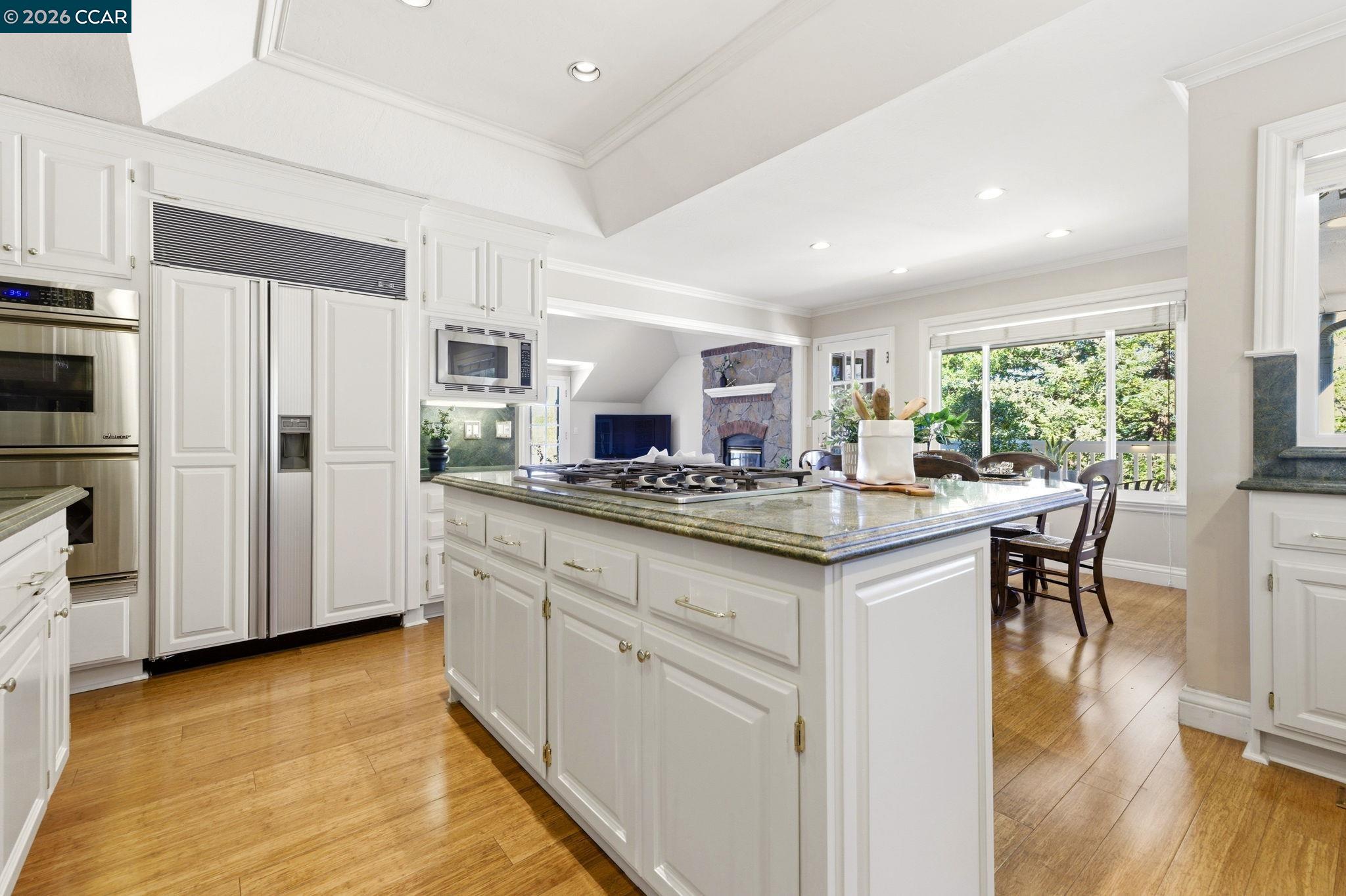 725 Castle Rock Road Walnut Creek, CA 94598 - Photo 10 of 50