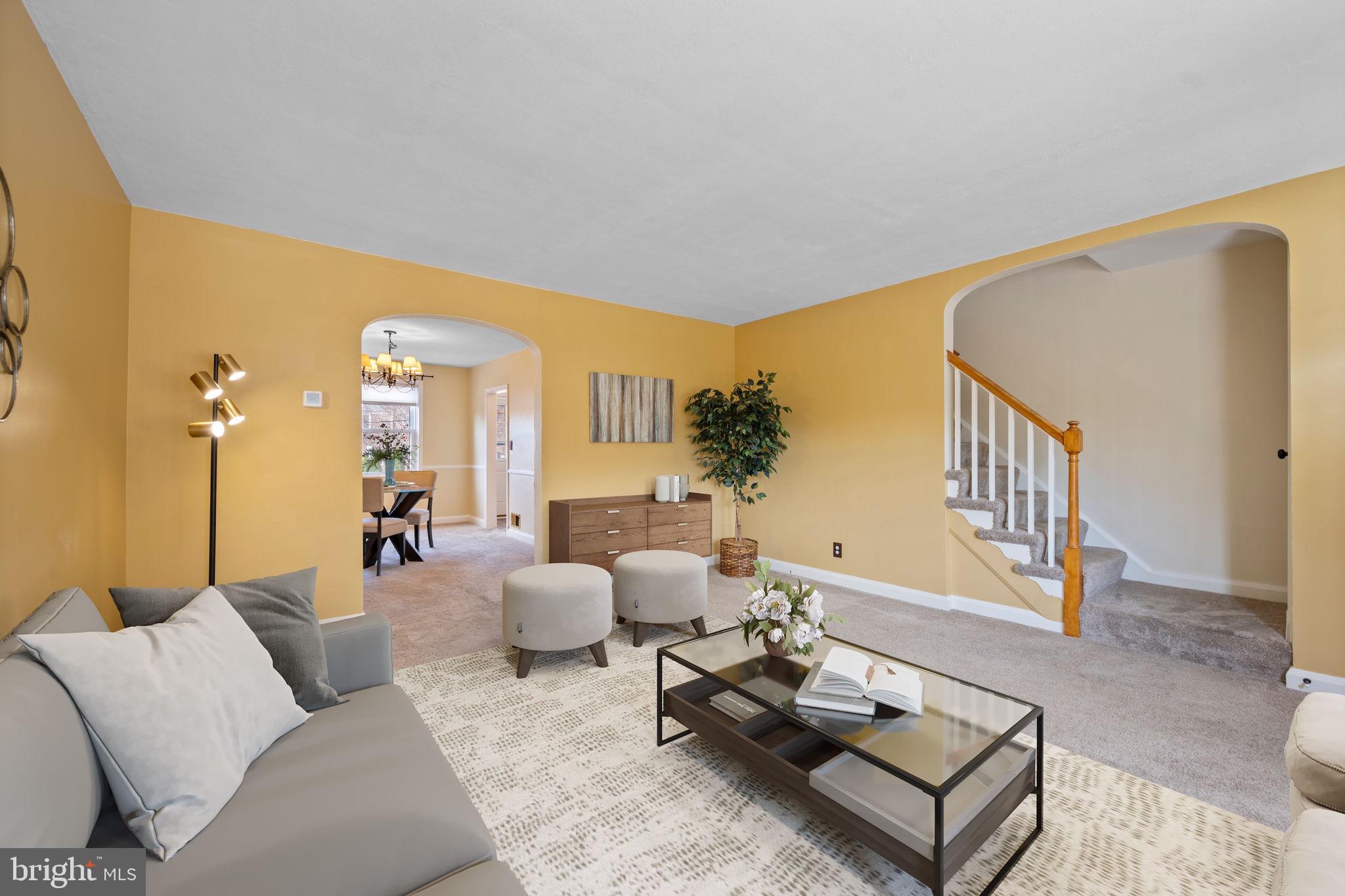 36 Darrow Drive Baltimore, MD 21228 - Photo 4 of 42 a living room with furniture