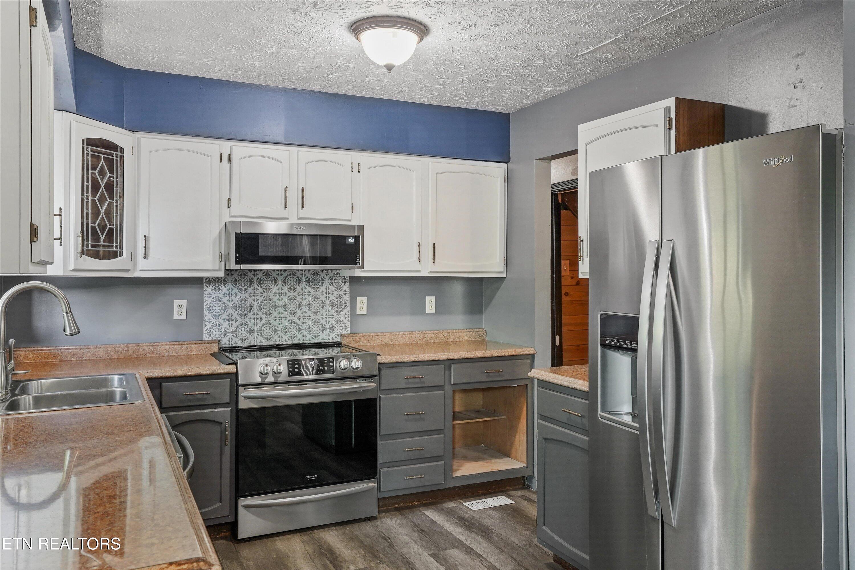 250 Ollis Road Oliver Springs, TN 37840 - Photo 14 of 47 Kitchen