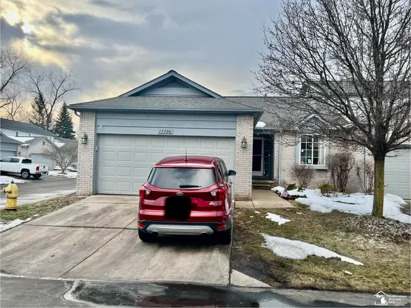 $210,000 | 17796 Bobwhite Court, Riverview, MI 48193