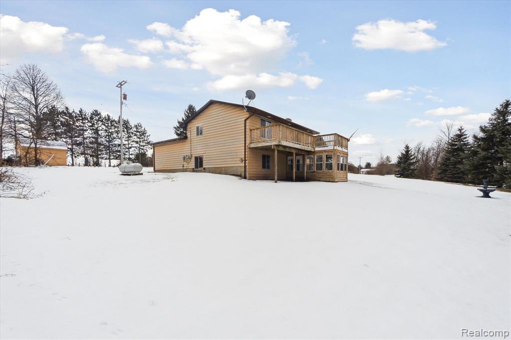 4360 North Latson Road Howell, MI 48855 - Photo 30 of 33
