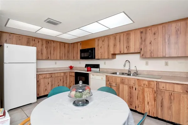 $249,900 | 260 Balsam Drive, Oldsmar, FL 34677