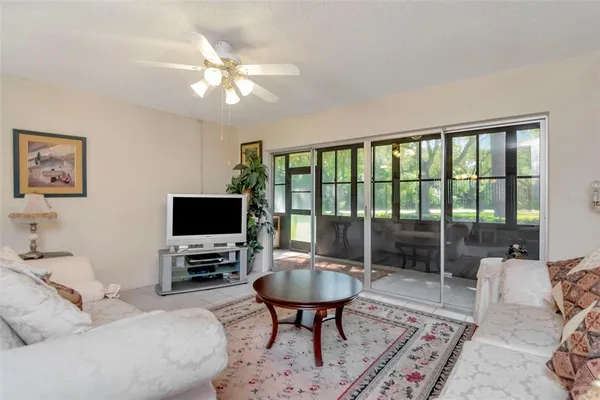 $249,900 | 260 Balsam Drive, Oldsmar, FL 34677