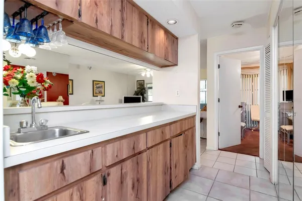 $249,900 | 260 Balsam Drive, Oldsmar, FL 34677