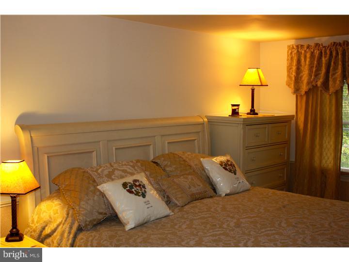 223 McIntosh Road Cherry Hill, NJ 08003 - Photo 5 of 7