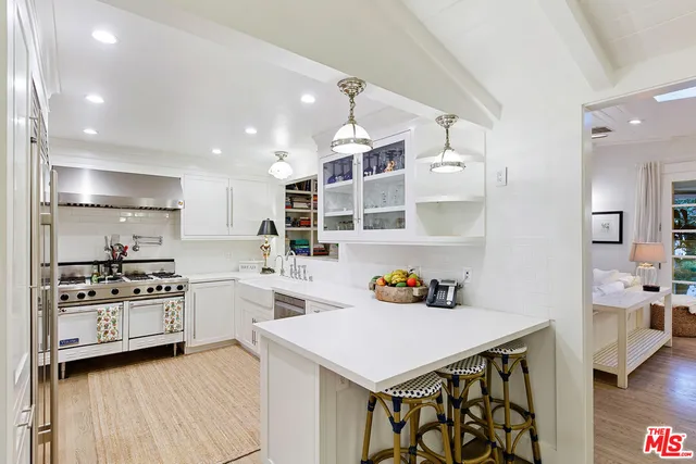 $16,995 | 1760 Nichols Canyon Road, Los Angeles, CA 90046