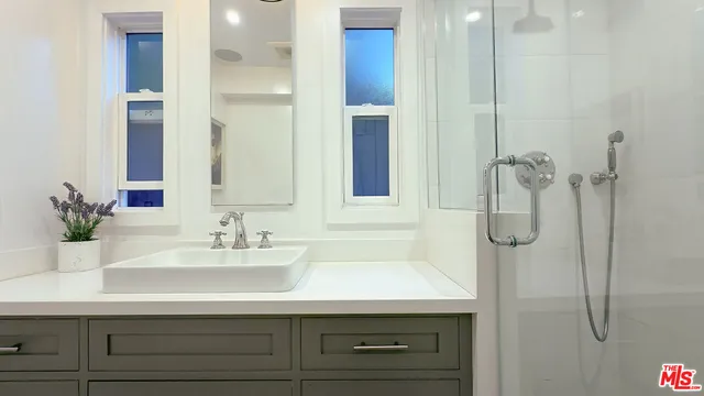 $16,995 | 1760 Nichols Canyon Road, Los Angeles, CA 90046