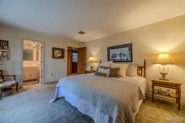 $625,000 | 21355 A County Road 5-406, Lebanon, MO 65536