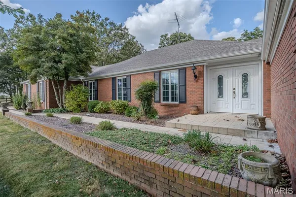 $625,000 | 21355 A County Road 5-406, Lebanon, MO 65536