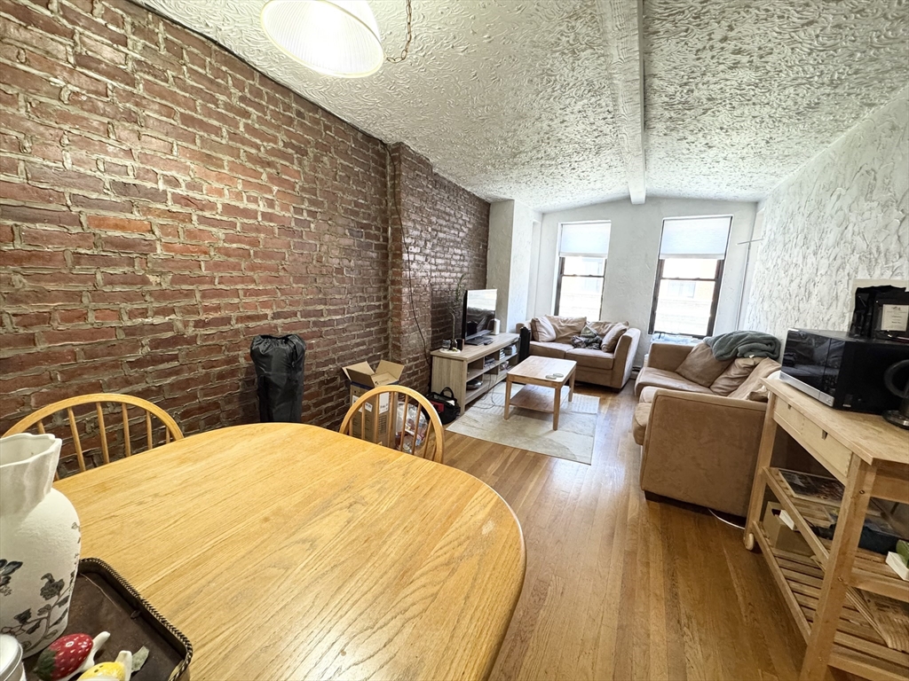 58 Prince Street, Unit 6 Boston, MA 02113 - Photo 1 of 9