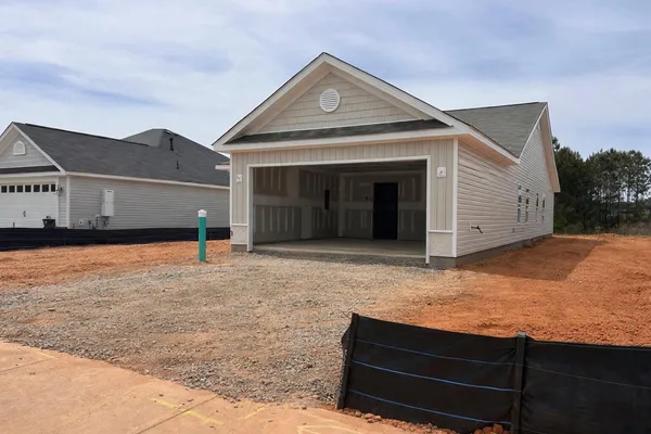 $317,900 | 8902 Snelling Drive, Aiken, SC 29803
