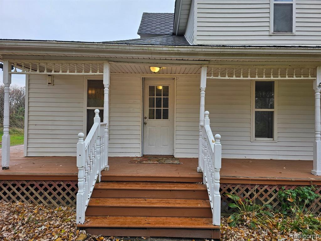 6511 Green Road Fenton, MI 48430 - Photo 4 of 38