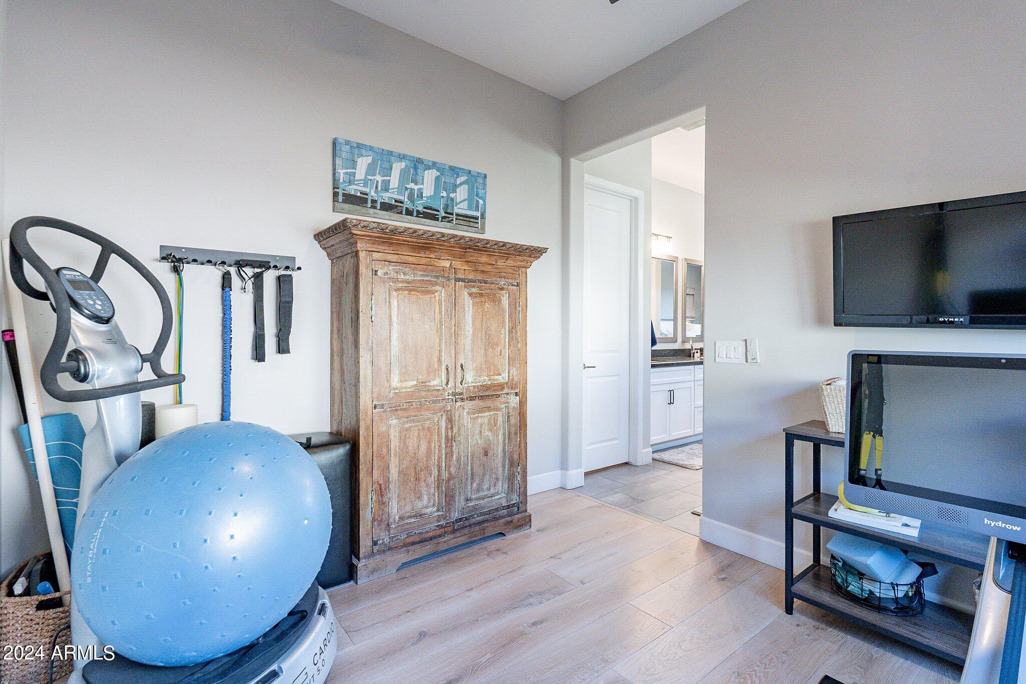 17795 East StockingTrail Rio Verde, AZ 85263 - Photo 28 of 52 Primary Bed exercise room