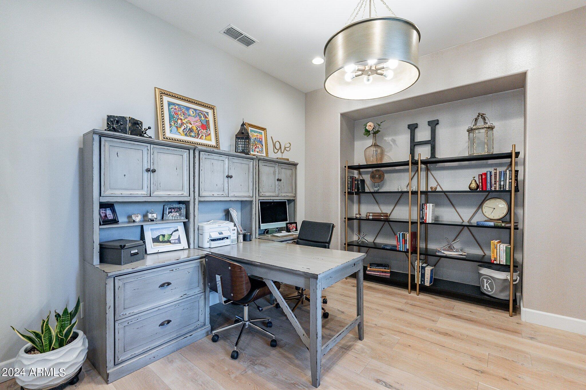 17795 East StockingTrail Rio Verde, AZ 85263 - Photo 7 of 52 Office