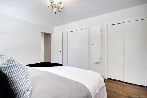 $1,225,000 | 27 Avalon Road, Garden City, NY 11530