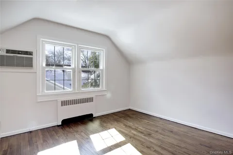 $1,225,000 | 27 Avalon Road, Garden City, NY 11530