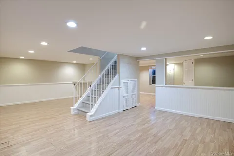 $1,225,000 | 27 Avalon Road, Garden City, NY 11530