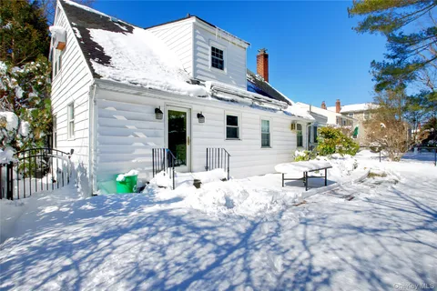 $1,225,000 | 27 Avalon Road, Garden City, NY 11530