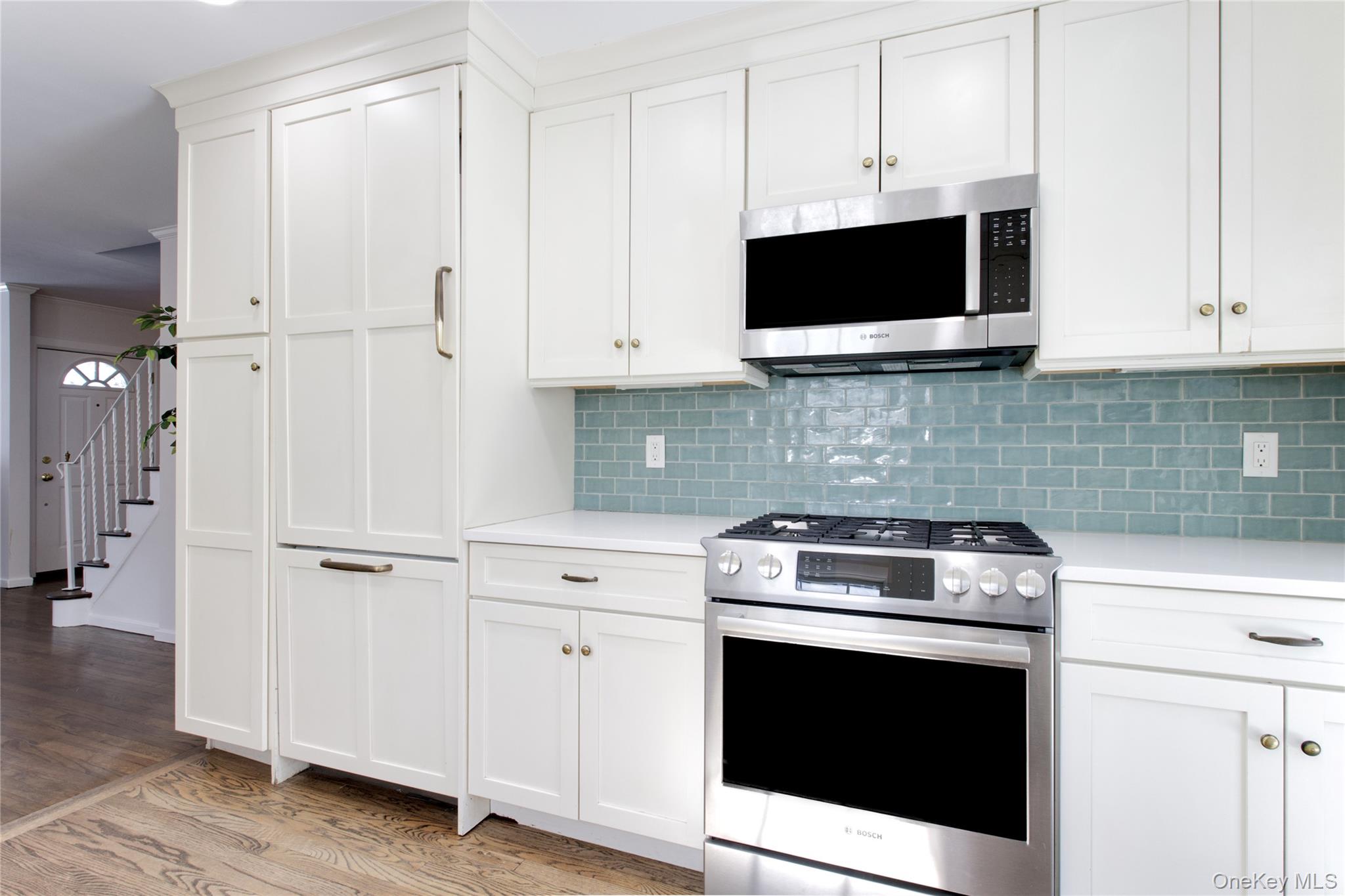 27 Avalon Road Garden City, NY 11530 - Photo 8 of 31