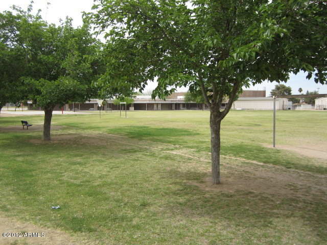 4315 East Vineyard Road Phoenix, AZ 85042 - Photo 14 of 25 023-247410 - Schools