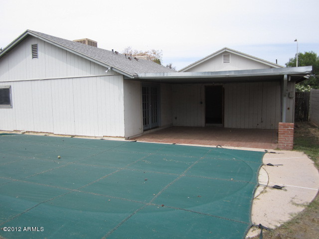 4315 East Vineyard Road Phoenix, AZ 85042 - Photo 19 of 25 023-247410 - Patio