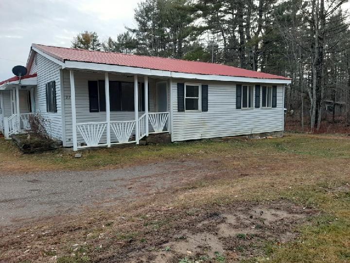 278 Stream Road Winterport, ME 04496 - Photo 2 of 7 278 Stream Rd, Winterport 1