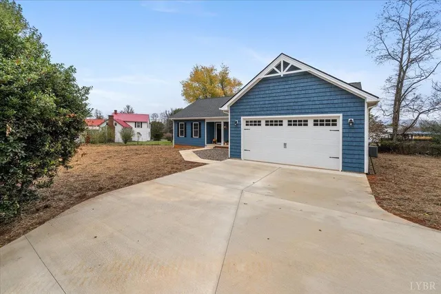 $400,000 | 1025 Lindsay Road, Forest, VA 24551