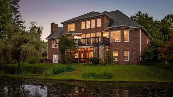 $1,675,000 | 6 Ives Lake Road, Signal Mountain, TN 37377