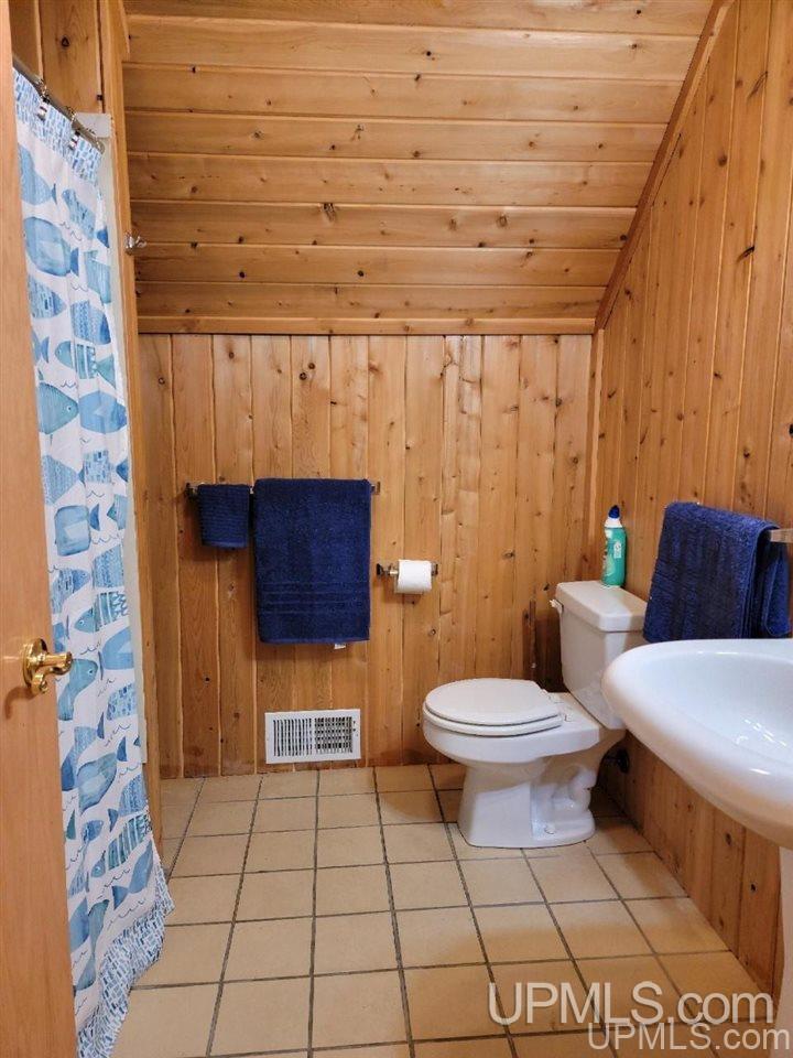 16th Road Garden, MI 49835 - Photo 22 of 44