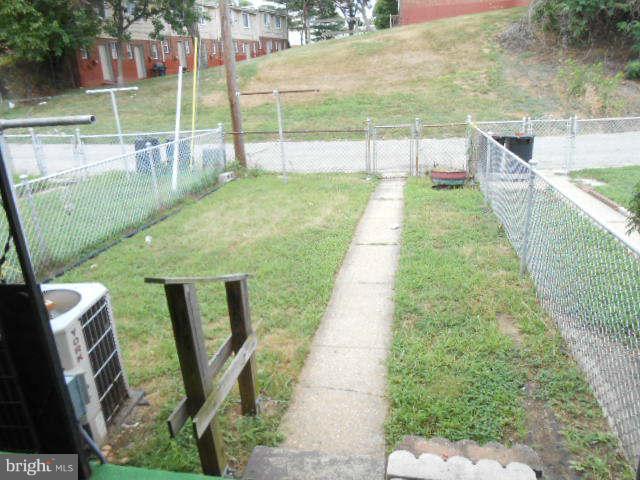 618 Roundview Road Baltimore, MD 21225 - Photo 11 of 12 Exterior (Rear)
